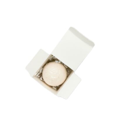 Mucho Mangoes Bath Bomb - Image 2